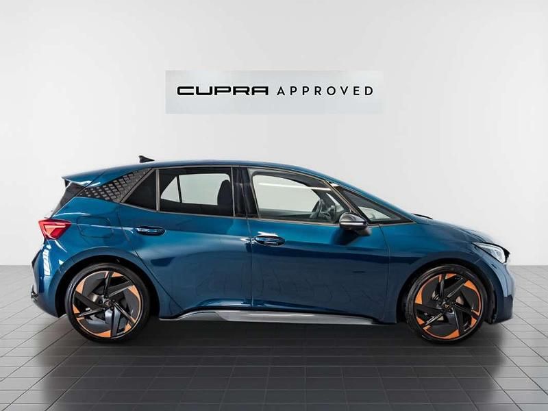 Begagnad Cupra Born 150 kW (204 HK) 2021 Blå Halvkombi