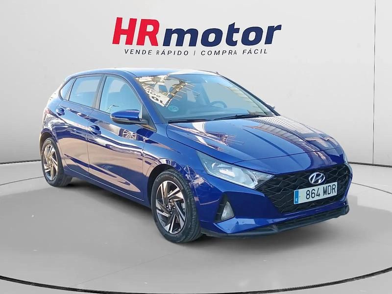 Gris Usado 2021 Hyundai i20 Utilitario | 14.190 € (Precio justo) - Imagen 1/4