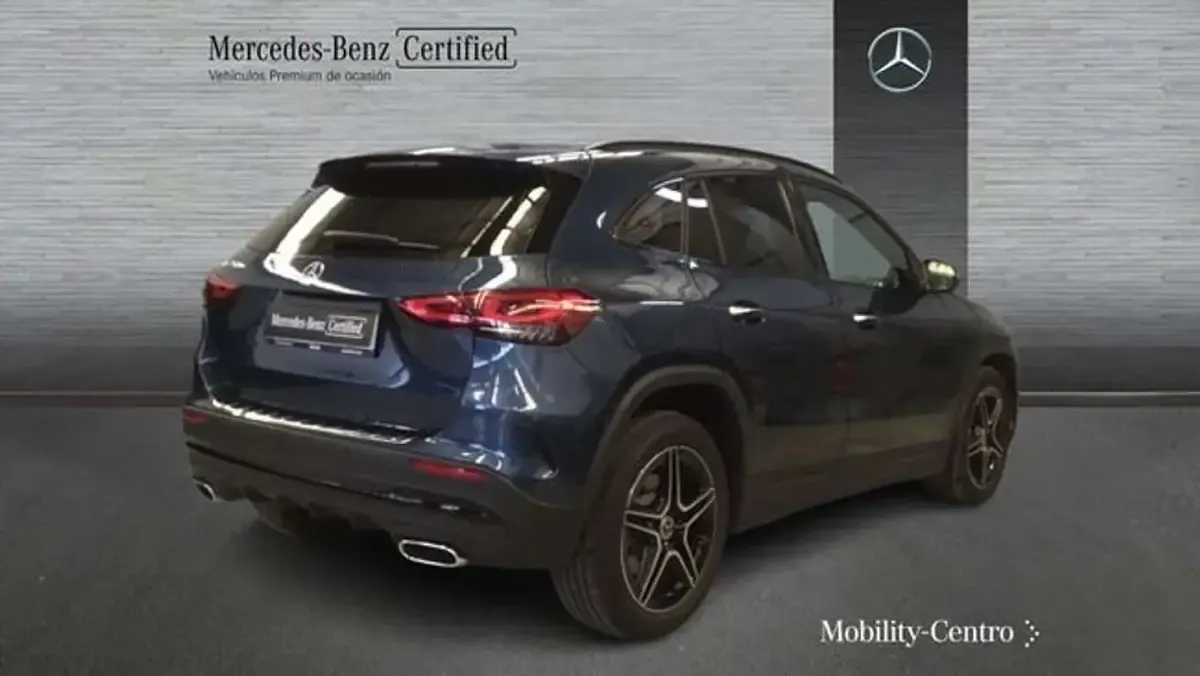 Usado Mercedes GLA250 218 CV (160 kW) 2022 Azul SUV