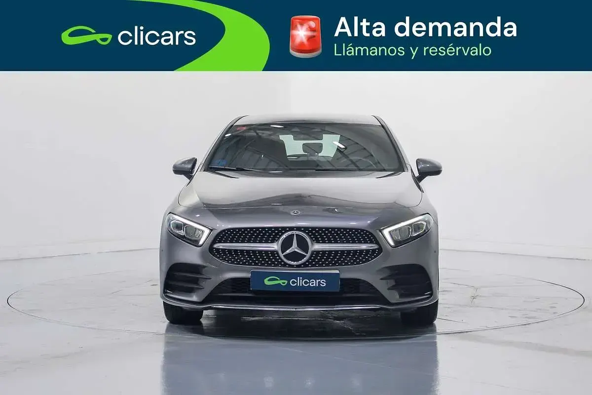 Usado Mercedes A250 160 CV (117 kW) 2021 Gris Berlina