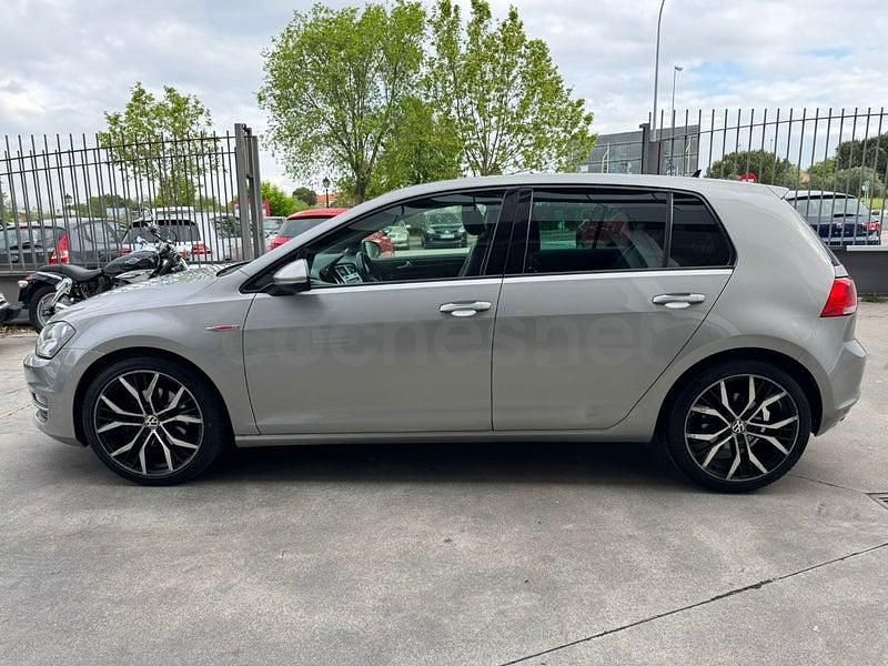 Usado VW Golf VII Sportline 105 CV (77 kW) 2013 Gris / plata Berlina