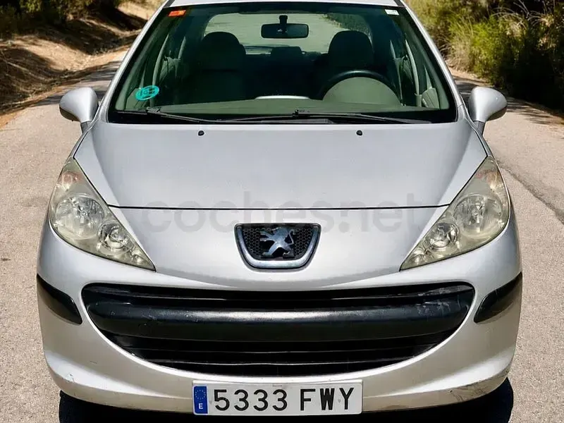 Usado Peugeot 207 75 CV (55 kW) 2007 Gris / plata Berlina