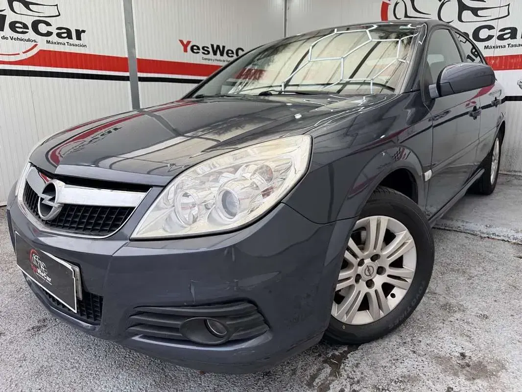 Usado Opel Vectra Essentia 120 CV (88 kW) 2007 Azul Berlina