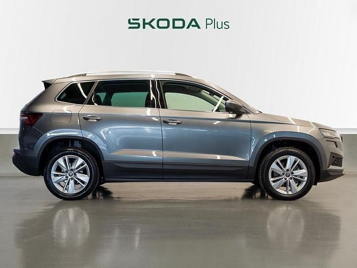 Usado Skoda Karoq Selection 150 CV (110 kW) 2025 Gris SUV