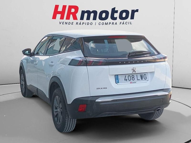 Usado Peugeot 2008 Active 110 CV (80 kW) 2022 Blanco SUV