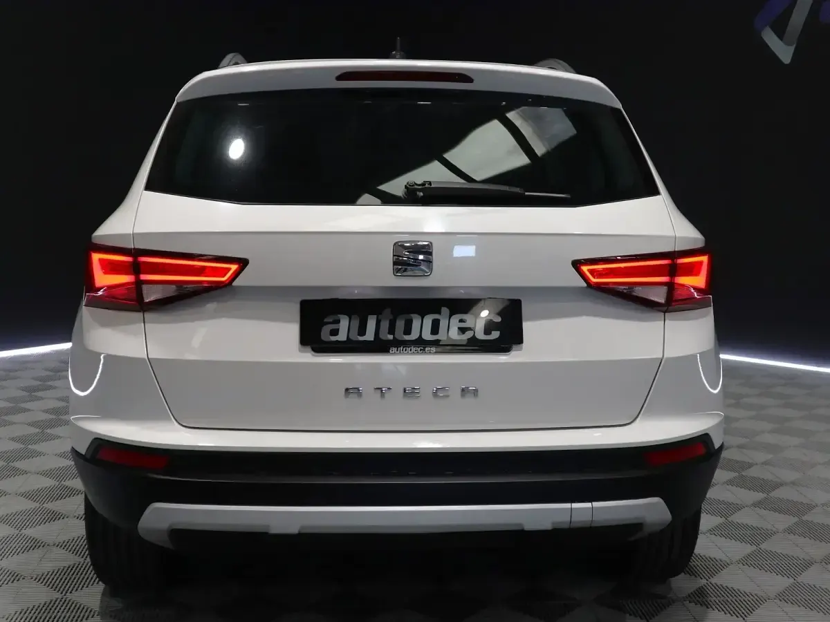 Usado Seat Ateca Reference 115 CV (84 kW) 2020 Blanco SUV