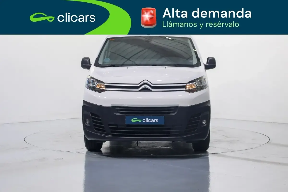 Usado Citroën Jumpy 121 CV (88 kW) 2021 Blanco Monovolumen