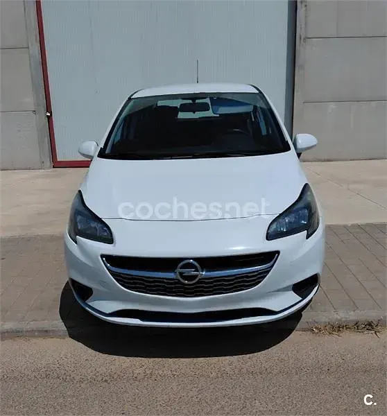 Usado Opel Corsa Color Edition 95 CV (69 kW) 2018 Blanco Utilitario