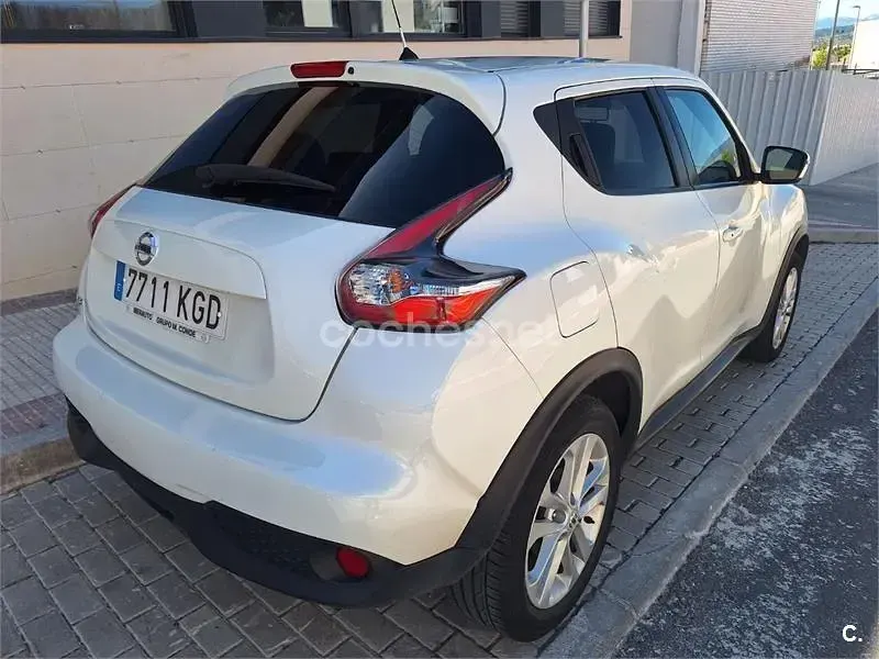 Usado Nissan Juke N-Connecta 110 CV (80 kW) 2017 Blanco SUV