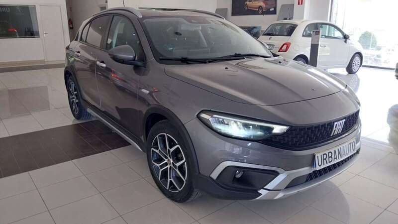 Gris Usado 2022 Fiat Tipo Cross Utilitario | 16.500 € (Precio justo) - Imagen 1/4