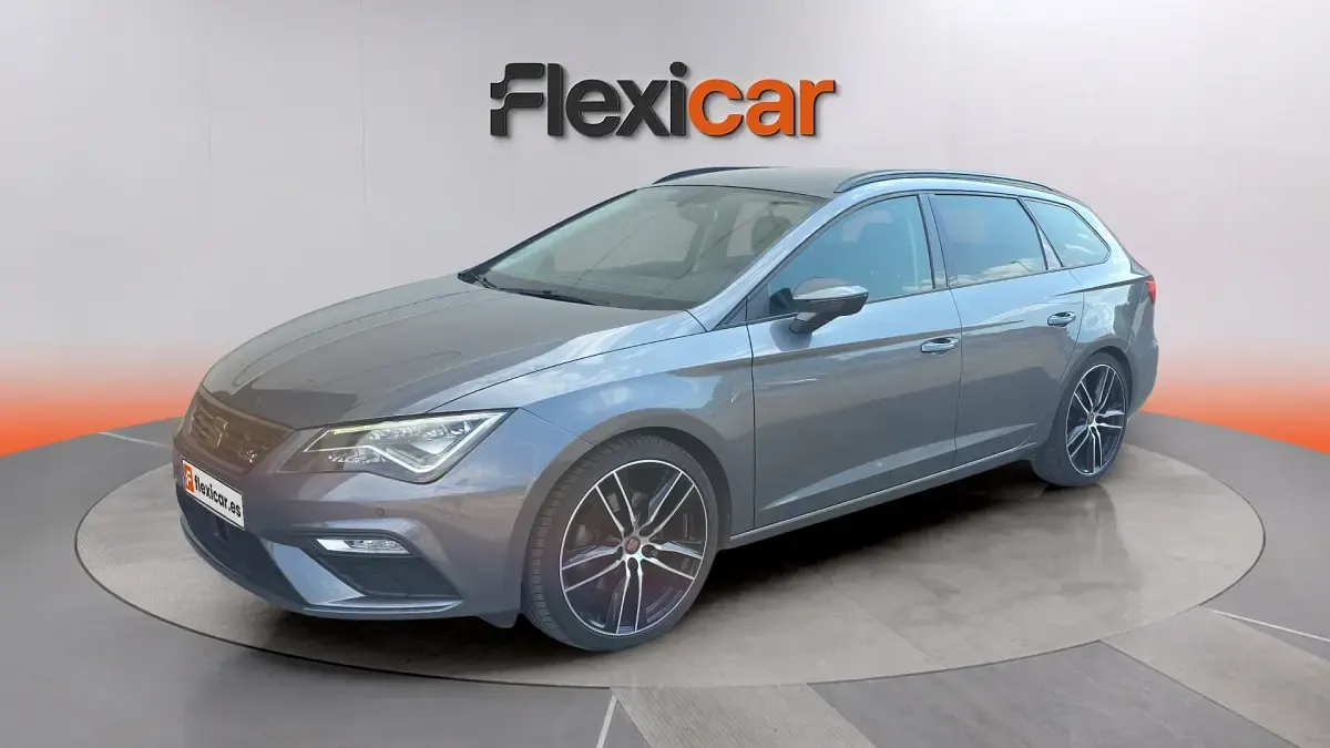 Usado Seat Leon ST FR 184 CV (135 kW) 2018 Gris Familiar