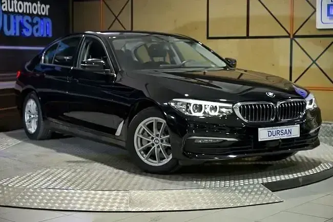 Usado BMW 530e 252 CV (185 kW) 2020 Negro Berlina