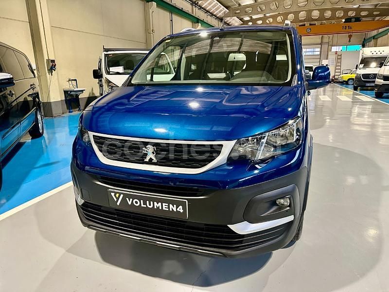 Usado Peugeot Rifter Active 130 CV (95 kW) 2019 Azul Monovolumen
