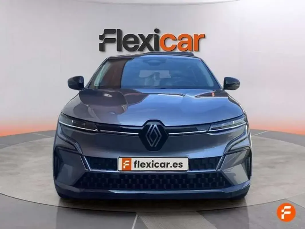 Usado Renault Megane E-Tech Equilibre 96 kW (131 CV) 2022 Gris Utilitario