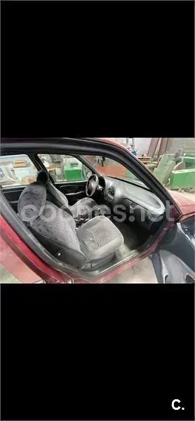 Usado Citroën Saxo 58 CV (42 kW) 1997 Granate Utilitario