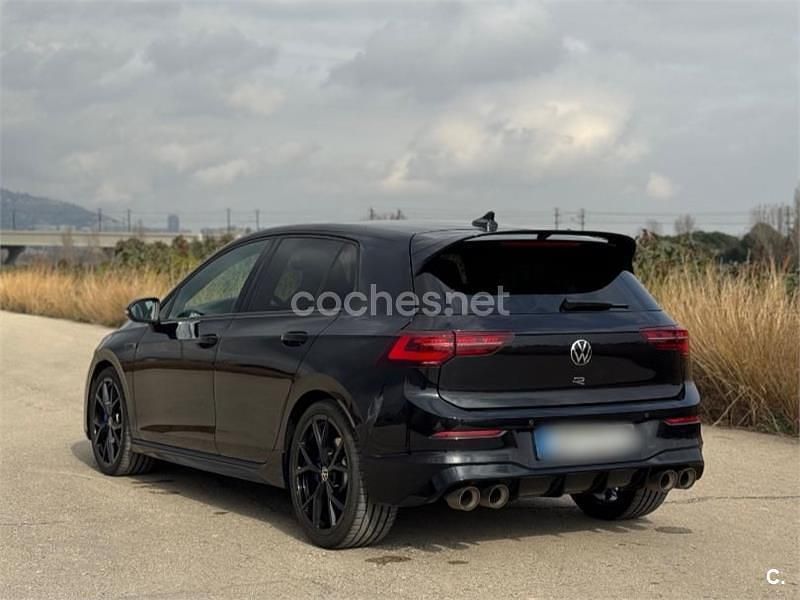 Usado VW Golf VIII R 320 CV (235 kW) 2021 Negro Berlina