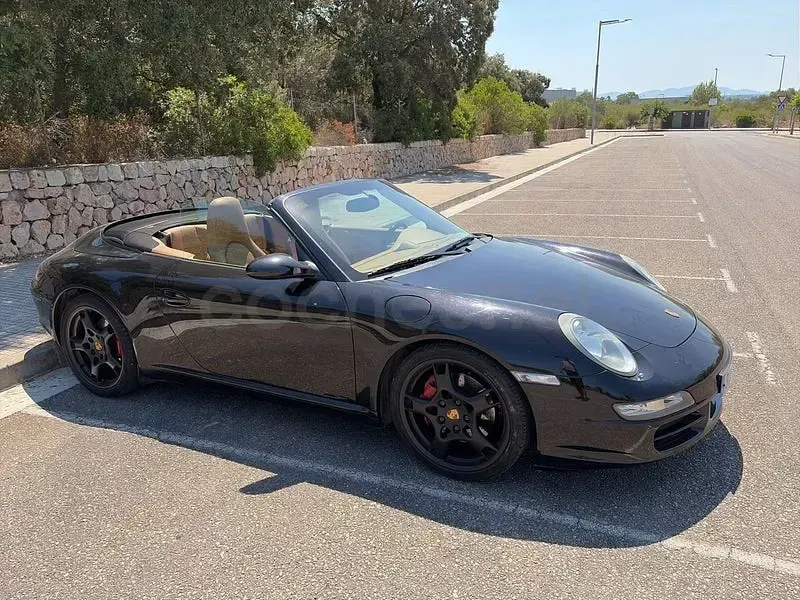 Usado Porsche 911 Carrera S Cabriolet 355 CV (261 kW) 2005 Gris / plata Descapotable