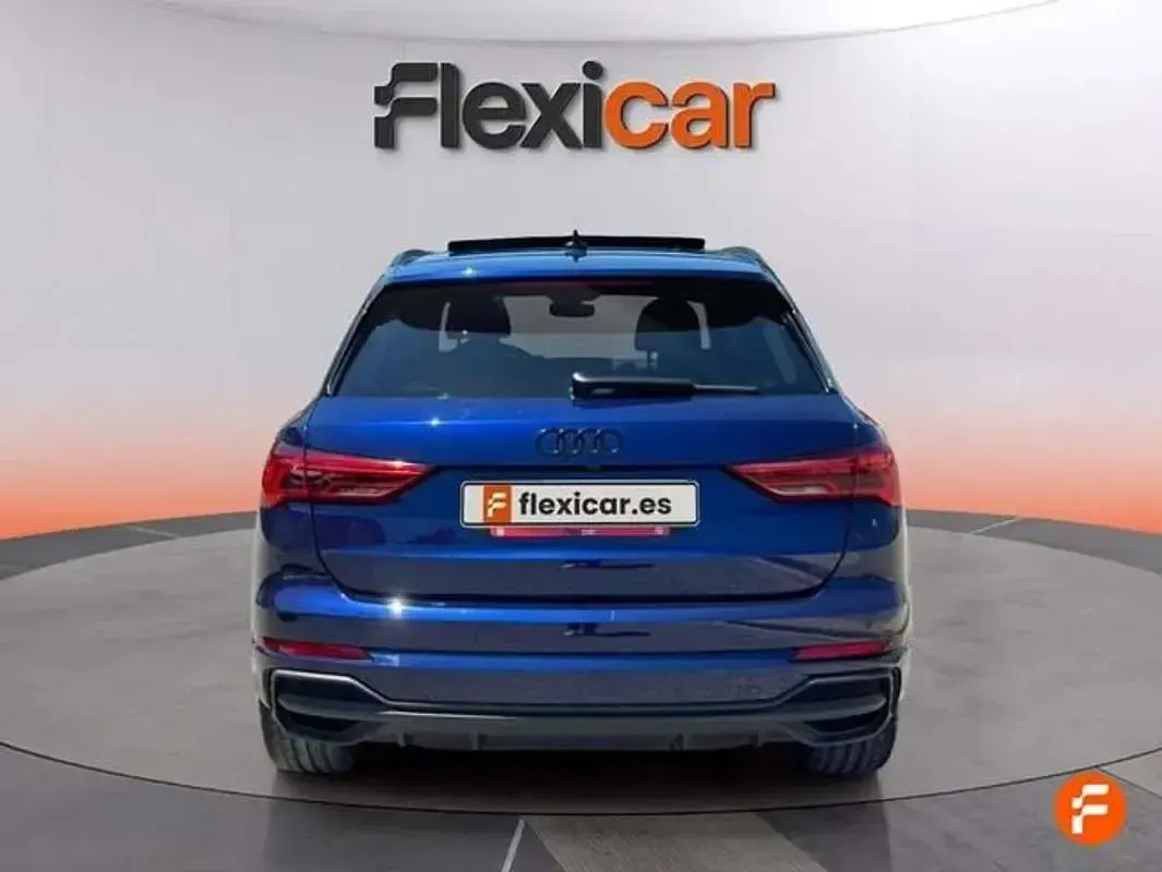 Käytetty Audi Q3 150 HP (110 kW) 2024 Sininen Katumaasturi