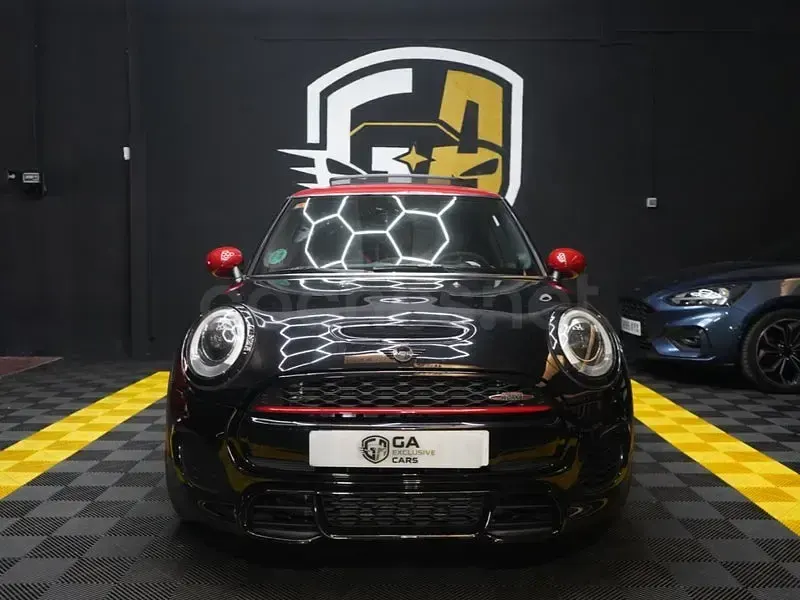 Usado Mini John Cooper Works 231 CV (169 kW) 2017 Negro Utilitario
