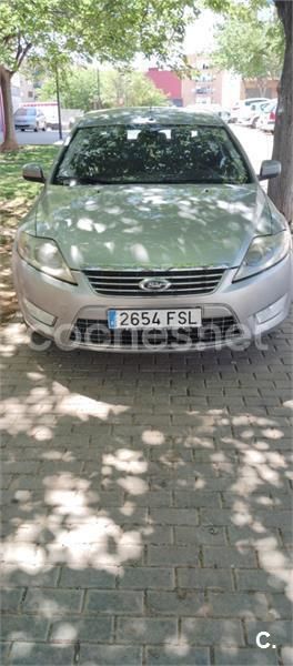 Gris / plata Usado 2007 Ford Mondeo Ghia Berlina | 3500 € (Buen precio) - Imagen 1/4