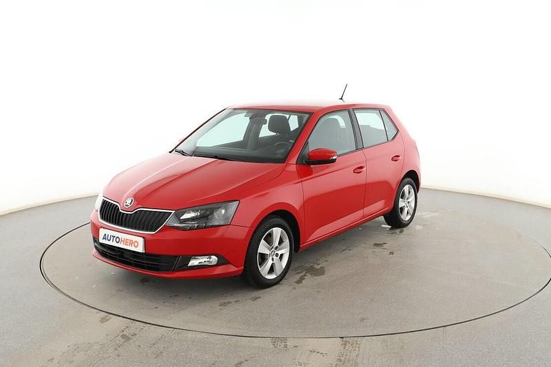 Usado Skoda Fabia Ambition 95 CV (69 kW) 2018 Rojo Berlina