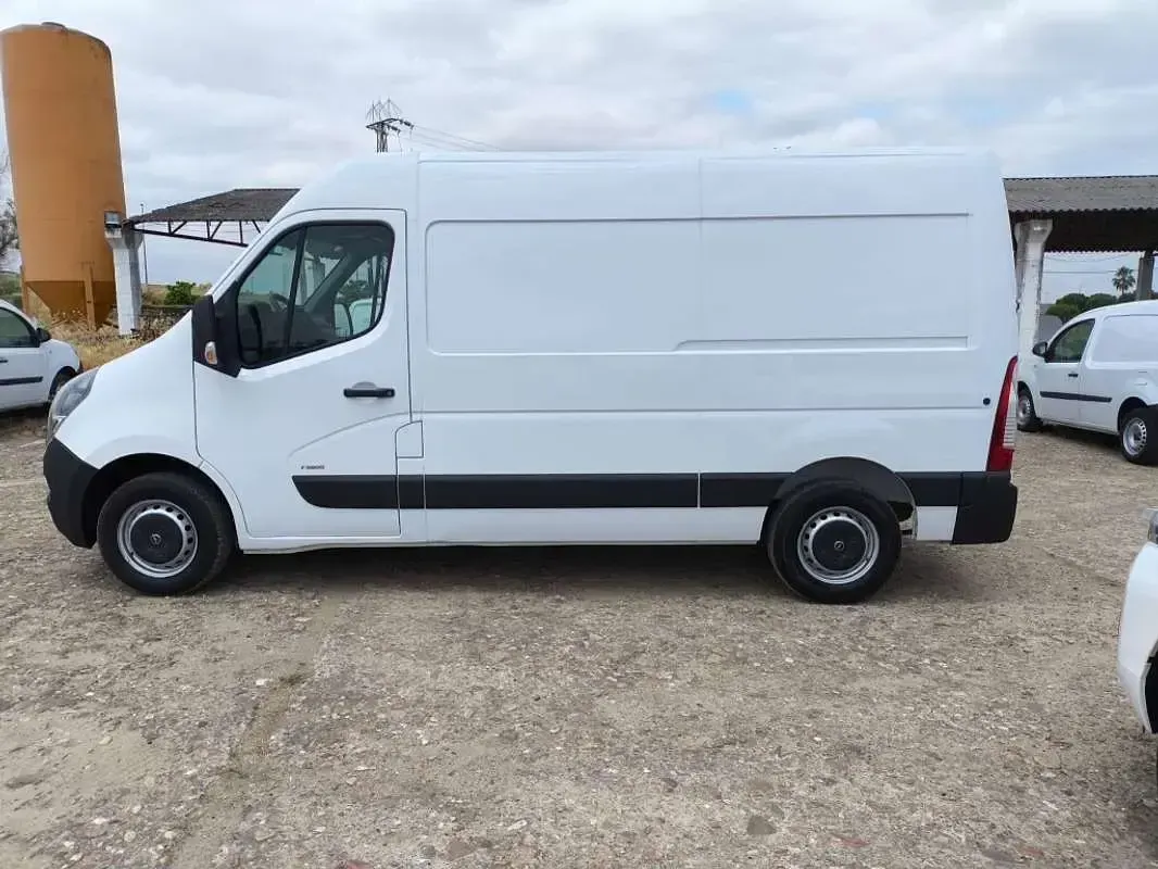 Usado Opel Movano 136 CV (100 kW) 2020 Blanco Van
