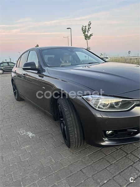 Marrón Usado 2012 BMW 320 Comfort Edition Berlina | 11.200 € (Precio justo) - Imagen 1/4