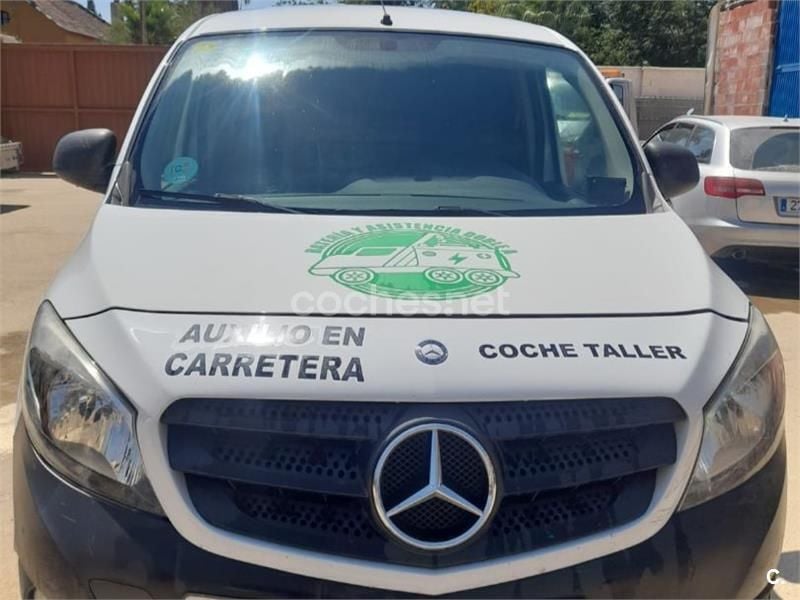 Blanco Usado 2020 Mercedes Citan 109 Familiar | 5500 € (Super precio) - Imagen 1/4