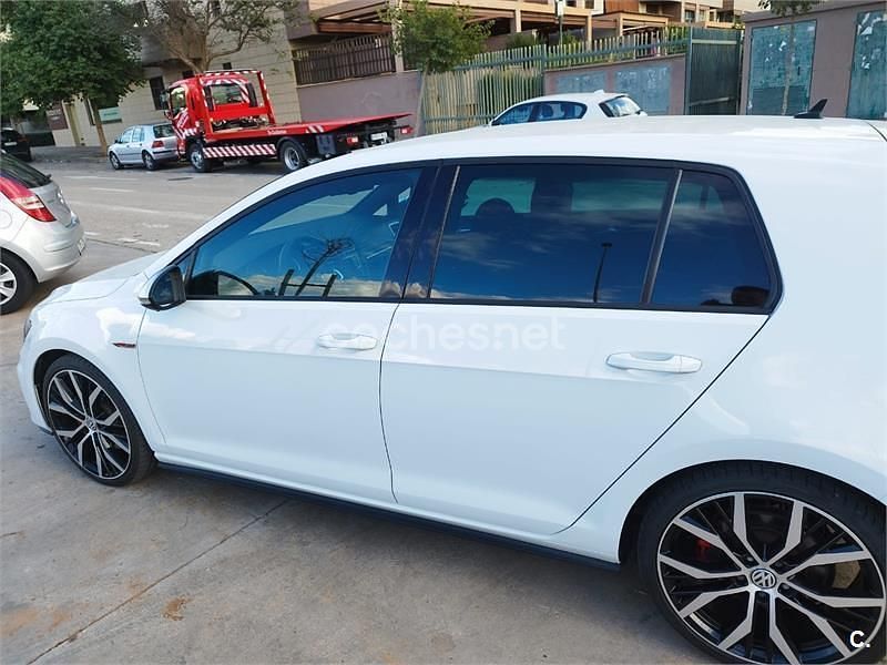 Usado VW Golf VII R 310 CV (228 kW) 2016 Blanco Familiar
