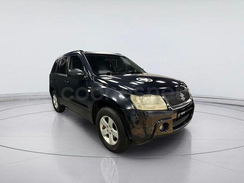 Usado Suzuki Grand Vitara 129 CV (94 kW) 2007 Negro SUV