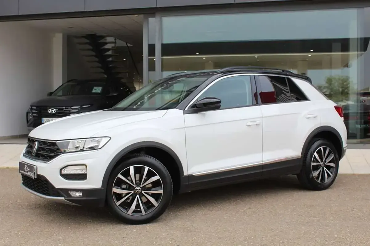 Usado VW T-Roc Advance 150 CV (110 kW) 2022 Blanco SUV