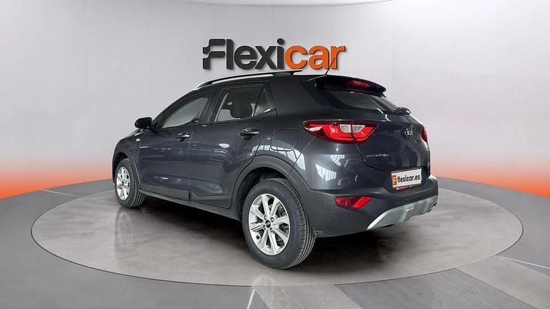 Usado Kia Stonic 84 HP (61 kW) 2018 Azul SUV