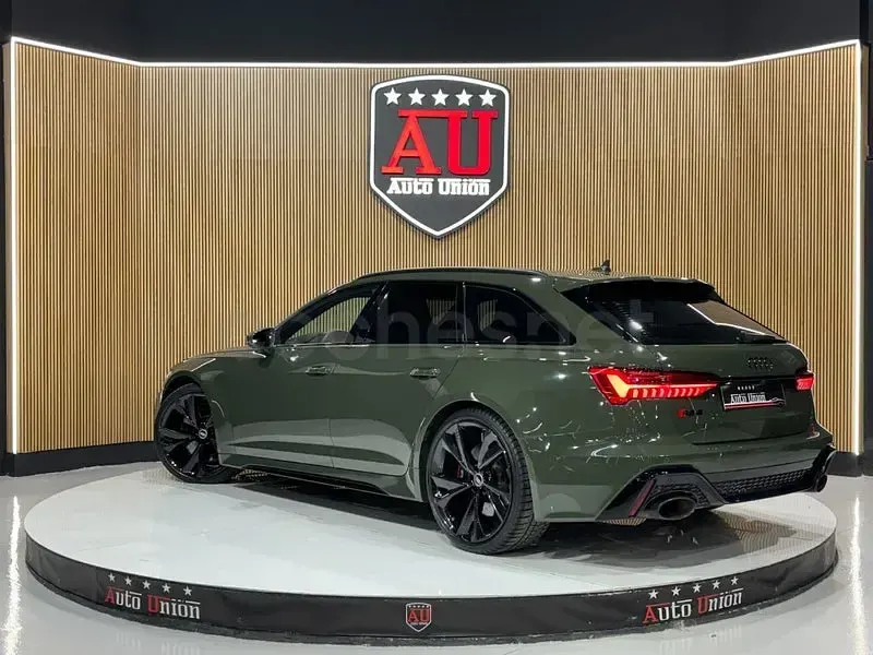 Usado Audi RS6 600 CV (441 kW) 2021 Verde Familiar