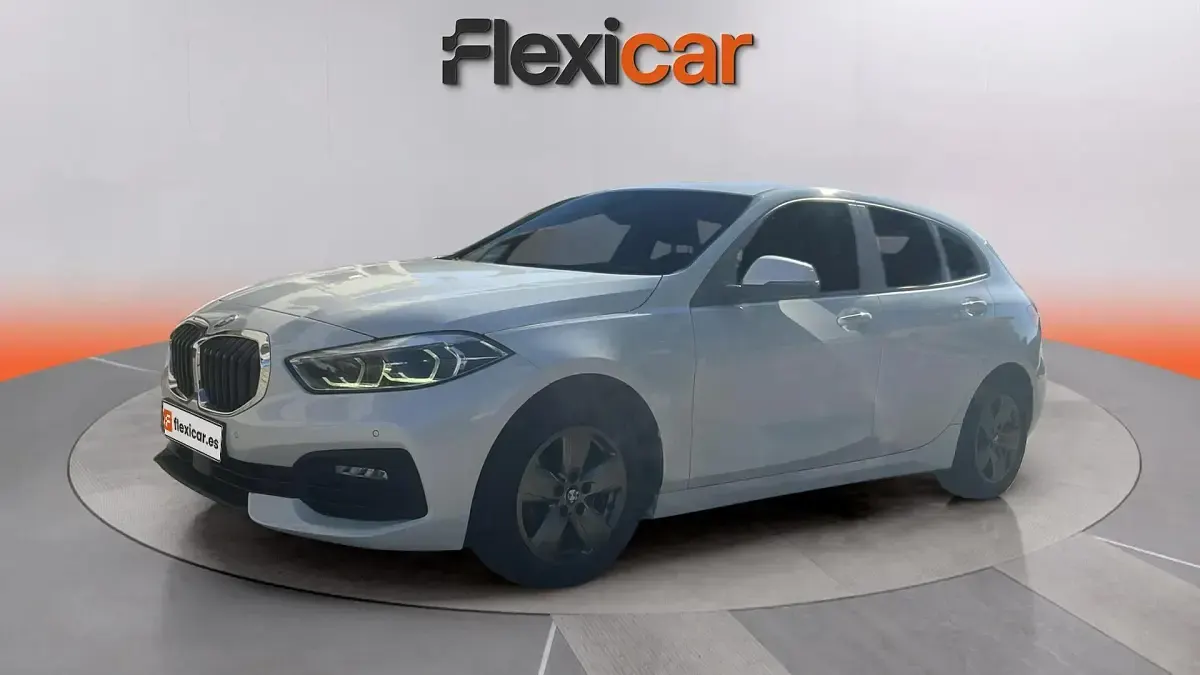 Usado BMW 116 116 CV (85 kW) 2021 Blanco Utilitario