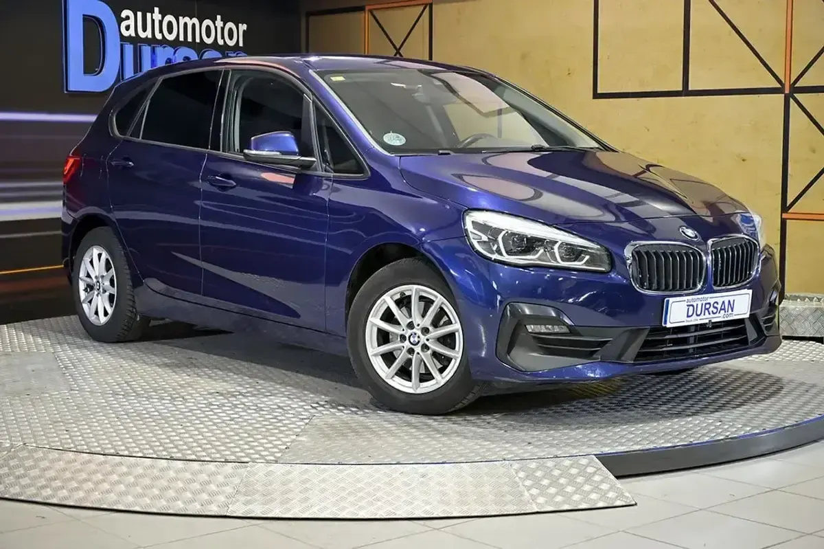 Usado BMW 216 Comfort Edition 117 HP (86 kW) 2018 Azul Monovolume