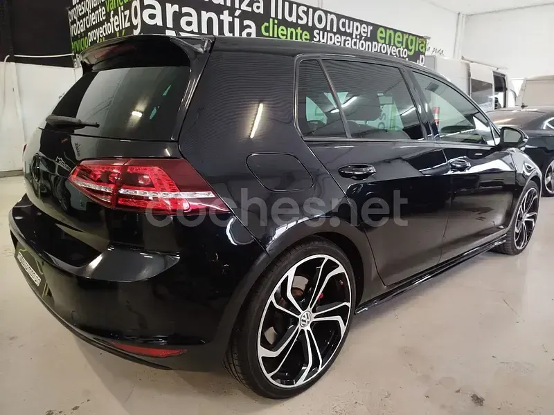 Usado VW Golf VII GTD 184 CV (135 kW) 2014 Negro Berlina