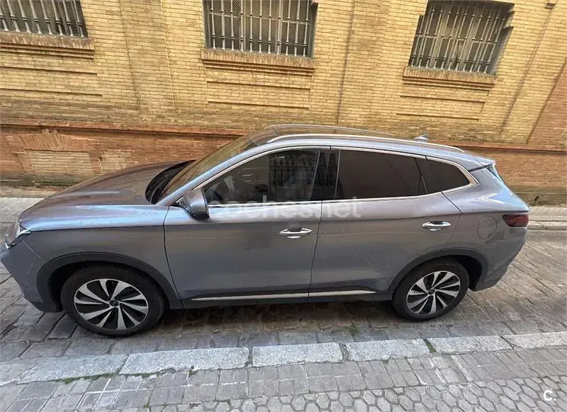 Usado BYD Seal U Comfort 218 CV (160 kW) 2025 Gris / plata SUV