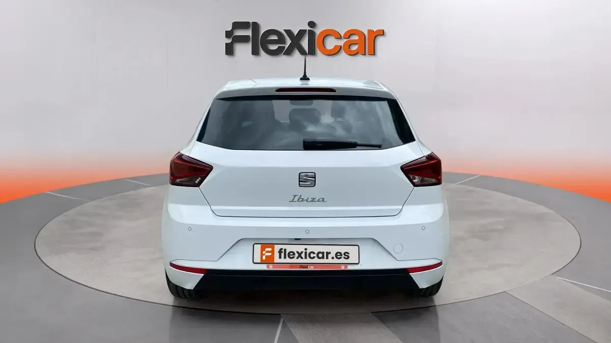 Usado Seat Ibiza XCELLENCE 116 CV (85 kW) 2024 Blanco Utilitario