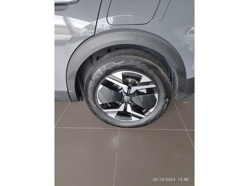 Usado Peugeot e-2008 GT 114 kW (156 CV) 2023 Gris SUV