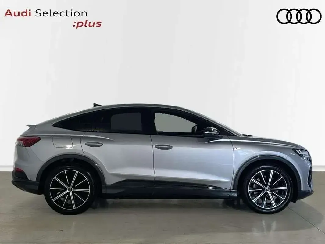 Usado Audi Q4 Sportback e-tron Ambiente 210 kW (286 CV) 2026 Gris SUV