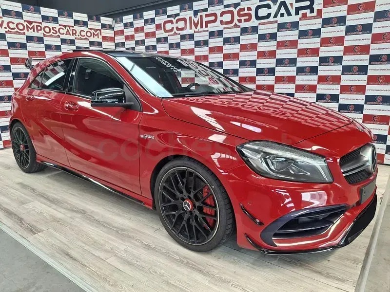 Usado Mercedes A45 AMG 381 CV (280 kW) 2016 Rojo Utilitario