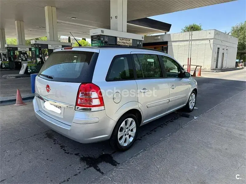 Usado Opel Zafira Energy 120 CV (88 kW) 2009 Gris / plata Monovolumen