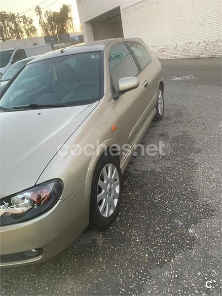 Usado Nissan Almera Tekna 136 CV (100 kW) 2004 Beige Berlina