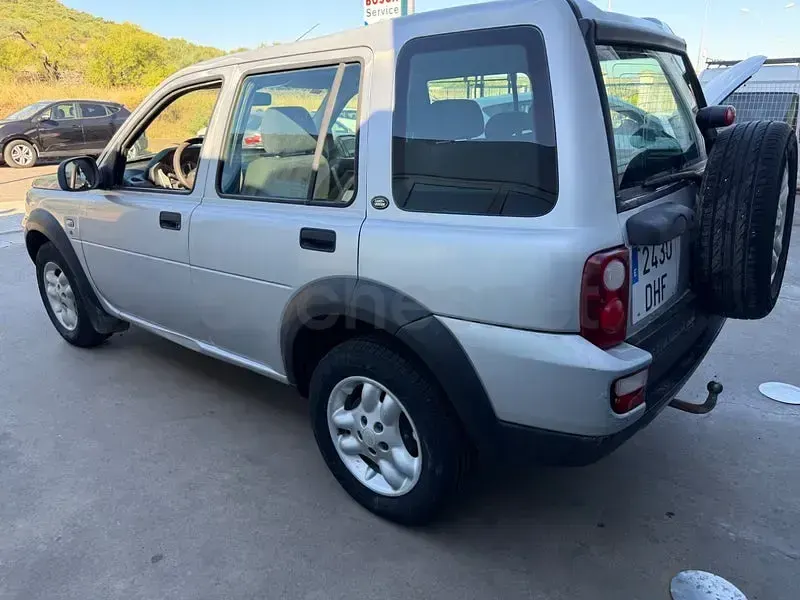 Usado Land Rover Freelander S 112 CV (82 kW) 2005 Gris / plata SUV