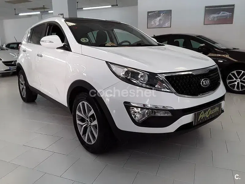 Usado Kia Sportage 115 CV (84 kW) 2015 Blanco SUV