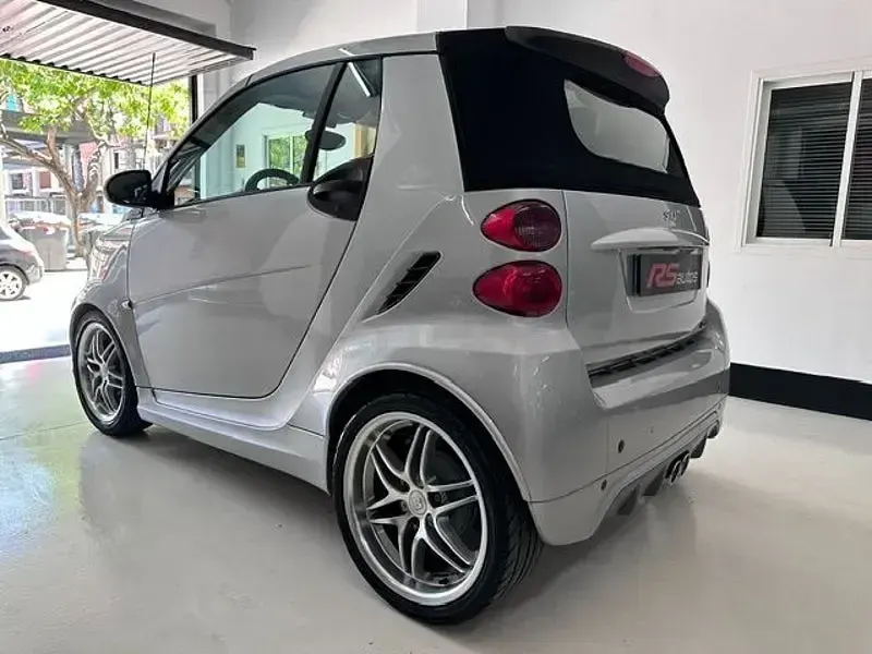 Usado Smart ForTwo Cabrio Brabus Xclusive 102 CV (75 kW) 2014 Gris / plata Descapotable