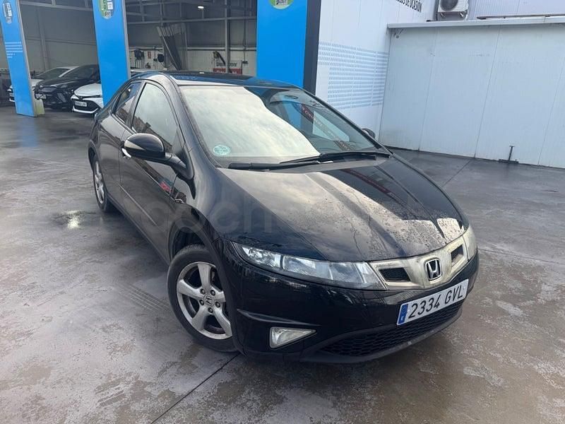 Usado Honda Civic Sport 100 CV (73 kW) 2010 Negro Berlina