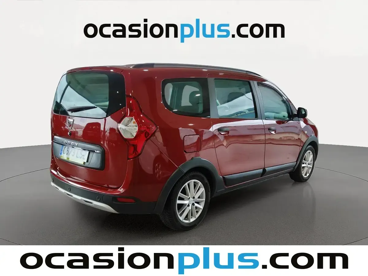 Usado Dacia Lodgy 116 CV (85 kW) 2021 Rojo Monovolumen