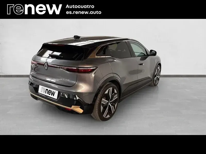 Usado Renault Mégane Iconic 161 kW (219 CV) 2022 Gris Berlina