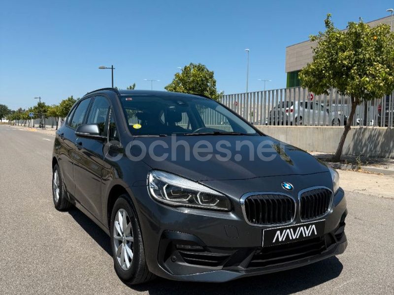 Gris / plata Usado 2020 BMW 216 Active Tourer Monovolumen | 14.999 € (Precio justo) - Imagen 1/4
